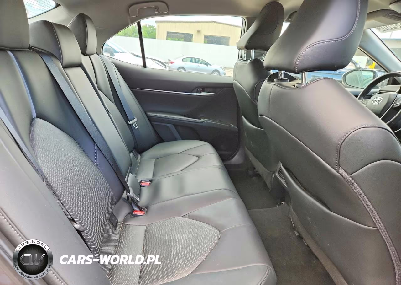 2024 Toyota Camry Xle VIN:4T1F31AK5RU626653 - 10
