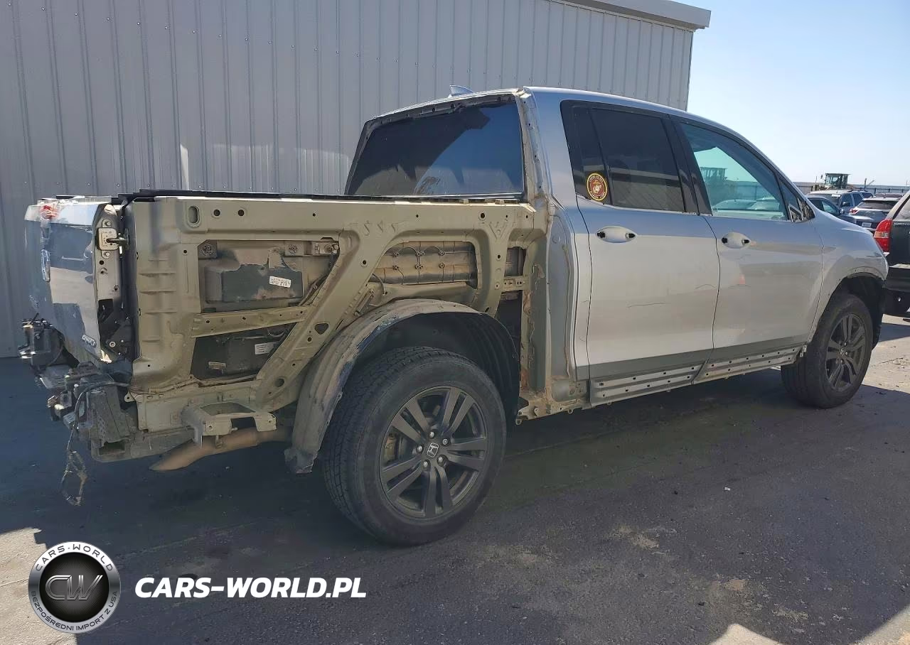 2019 Honda Ridgeline Sport VIN:5FPYK3F11KB029906 - 3
