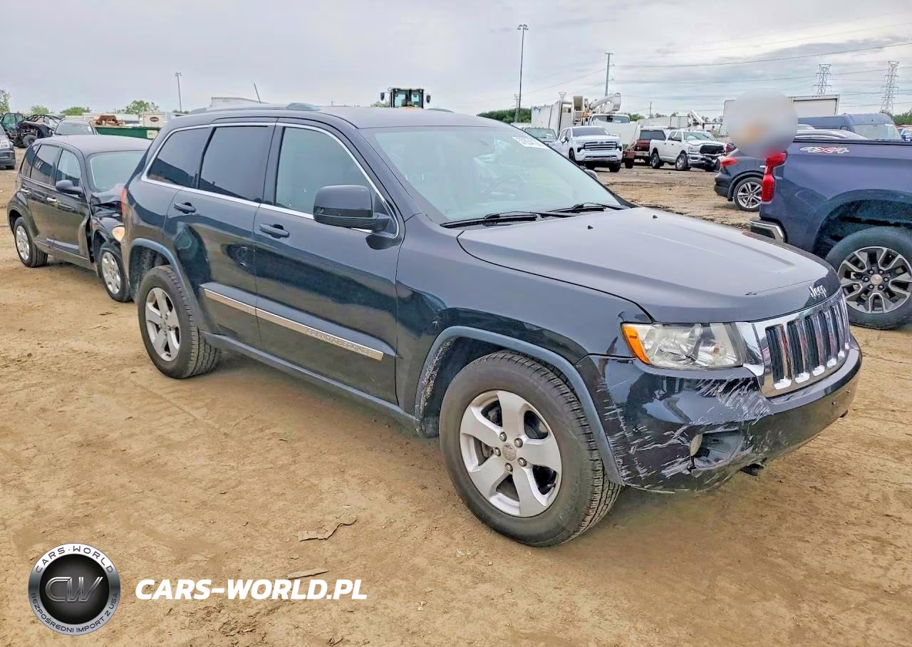 2012 Jeep Grand Cherokee Laredo VIN:1C4RJFAT7CC192407 - 4
