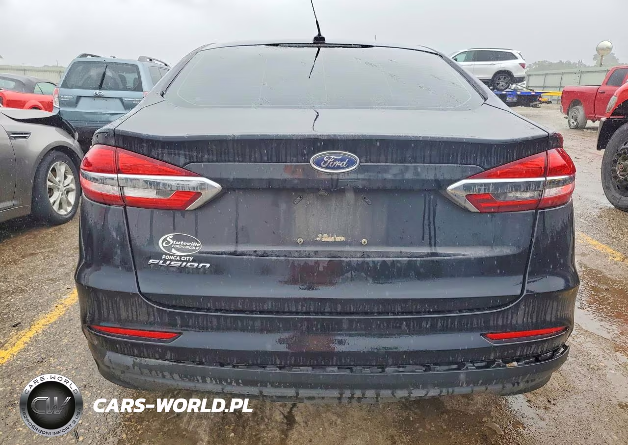 2019 Ford Fusion S VIN:3FA6P0G77KR198724 - 6