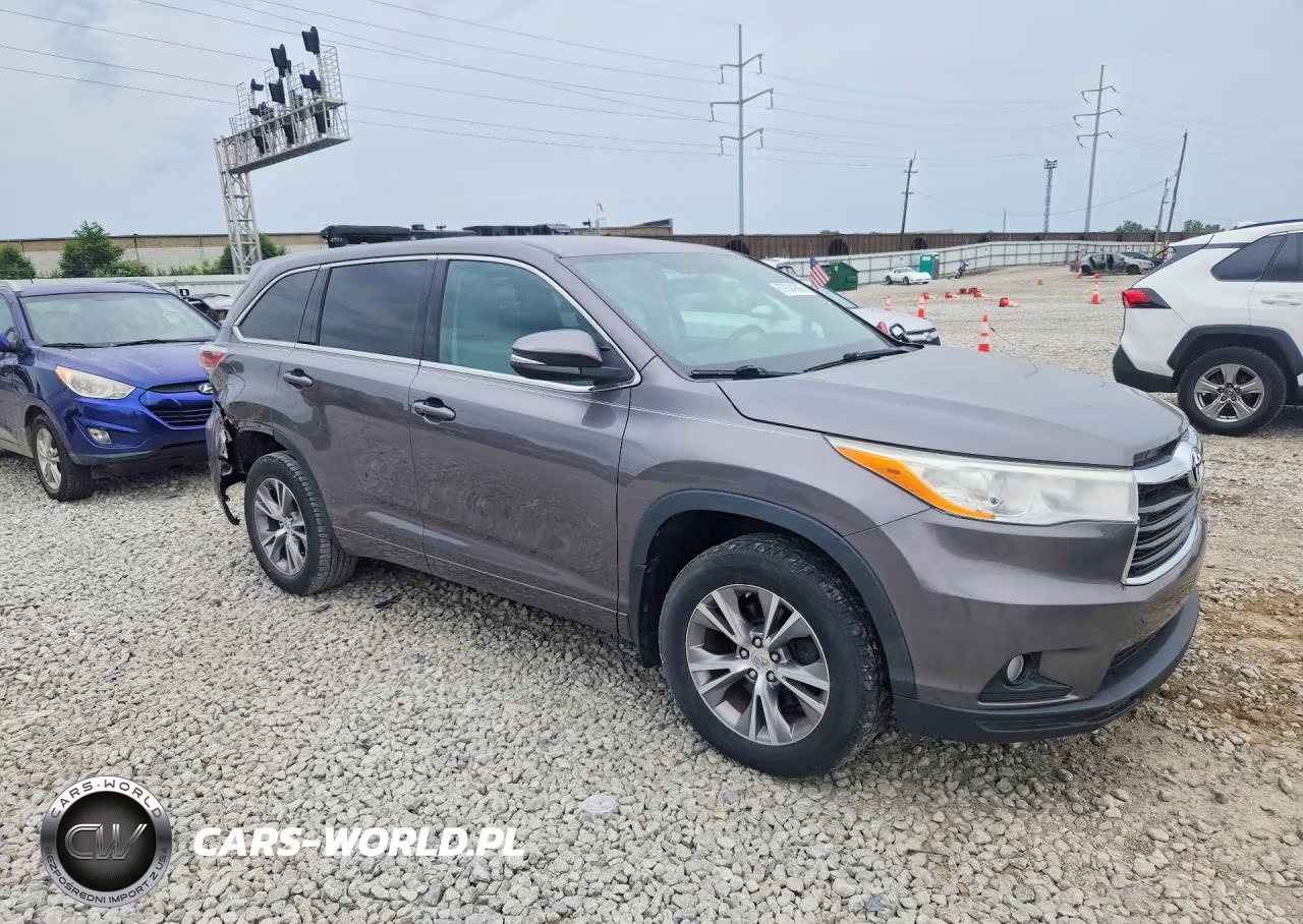 2014 Toyota Highlander Le Plus VIN:5TDZKRFH8ES014915 - 4