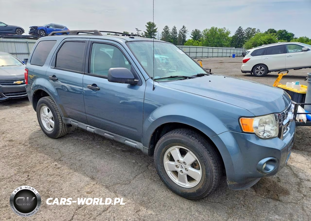 2012 Ford Escape Xlt VIN:1FMCU0D7XCKA80839 - 4