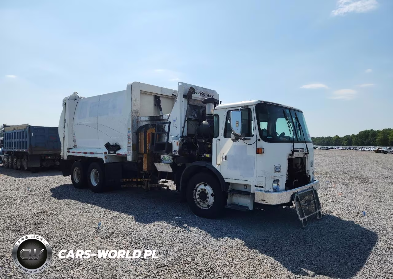 2015 Autocar Xpeditor Refuse Truck