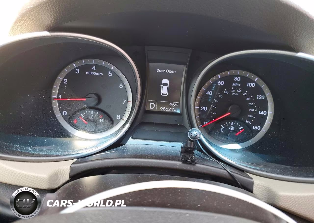 2016 Hyundai Santa Fe Sport 2.4L VIN:5XYZU3LB9GG343095 - 9
