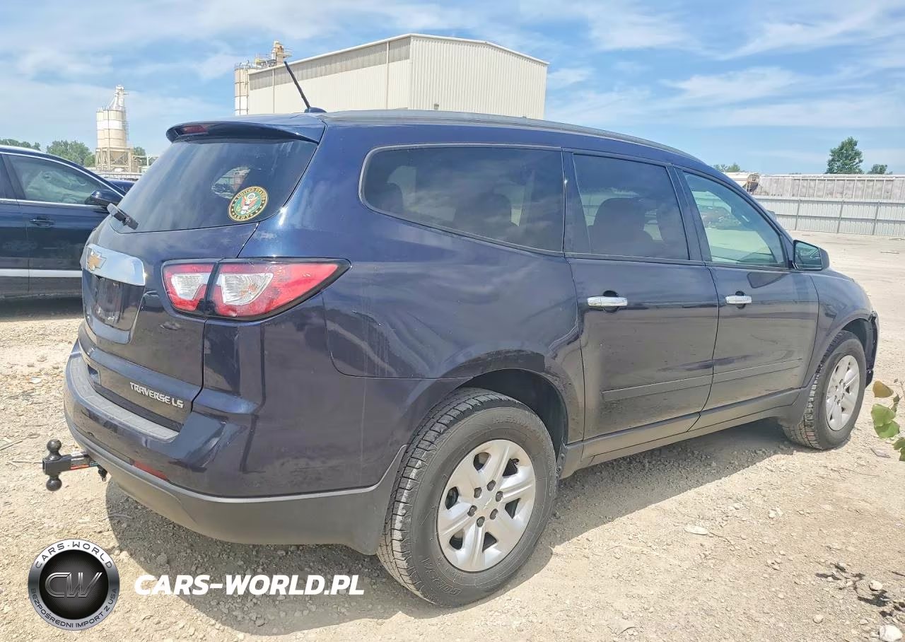 2015 Chevrolet Traverse Ls VIN:1GNKRFED3FJ376991 - 3