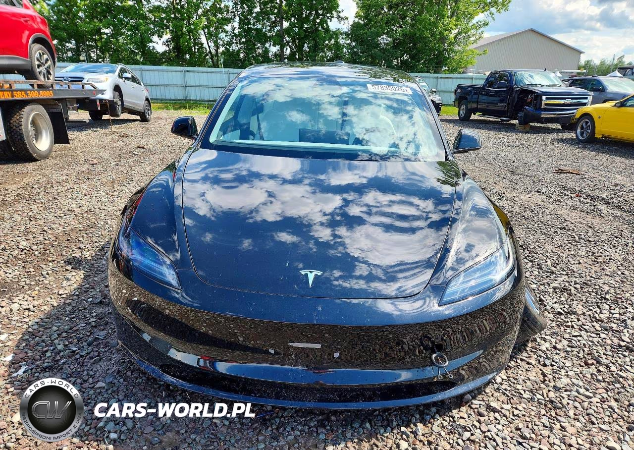 2025 Tesla Model 3 VIN:5YJ3E1EB0SF064946 - 5