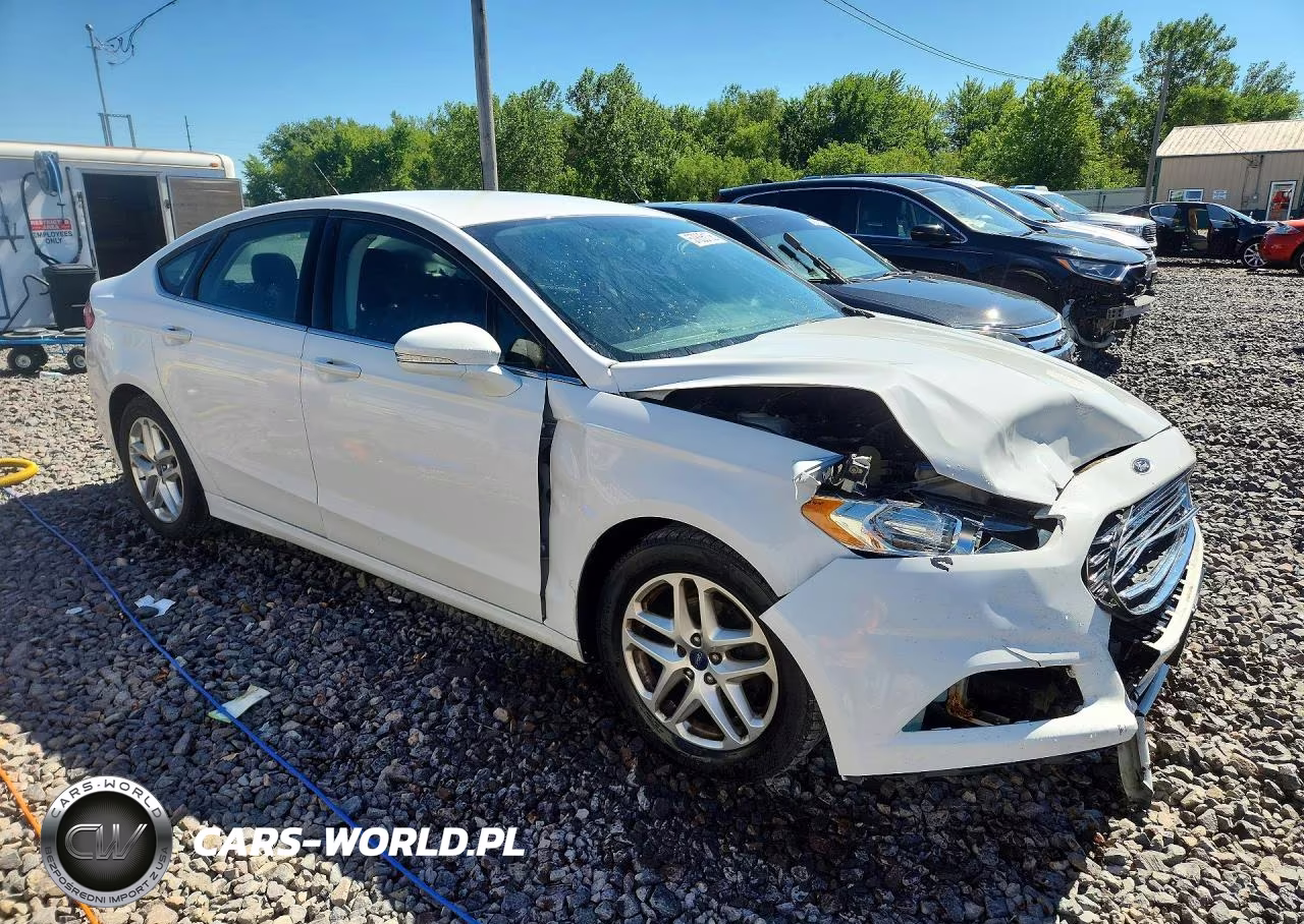 2014 Ford Fusion Se VIN:3FA6P0H74ER323018 - 4