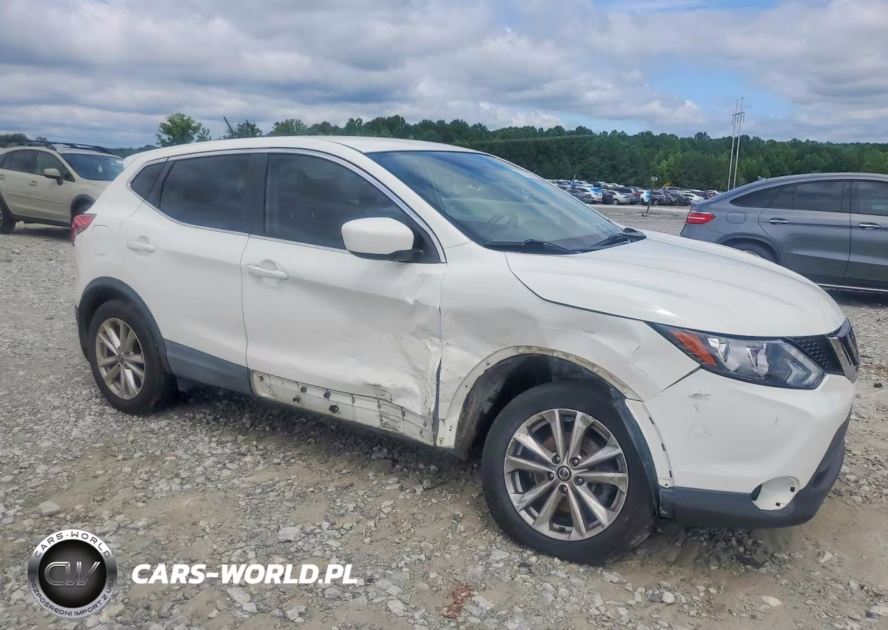 2019 Nissan Rogue Sport S VIN:JN1BJ1CP8KW237567 - 4