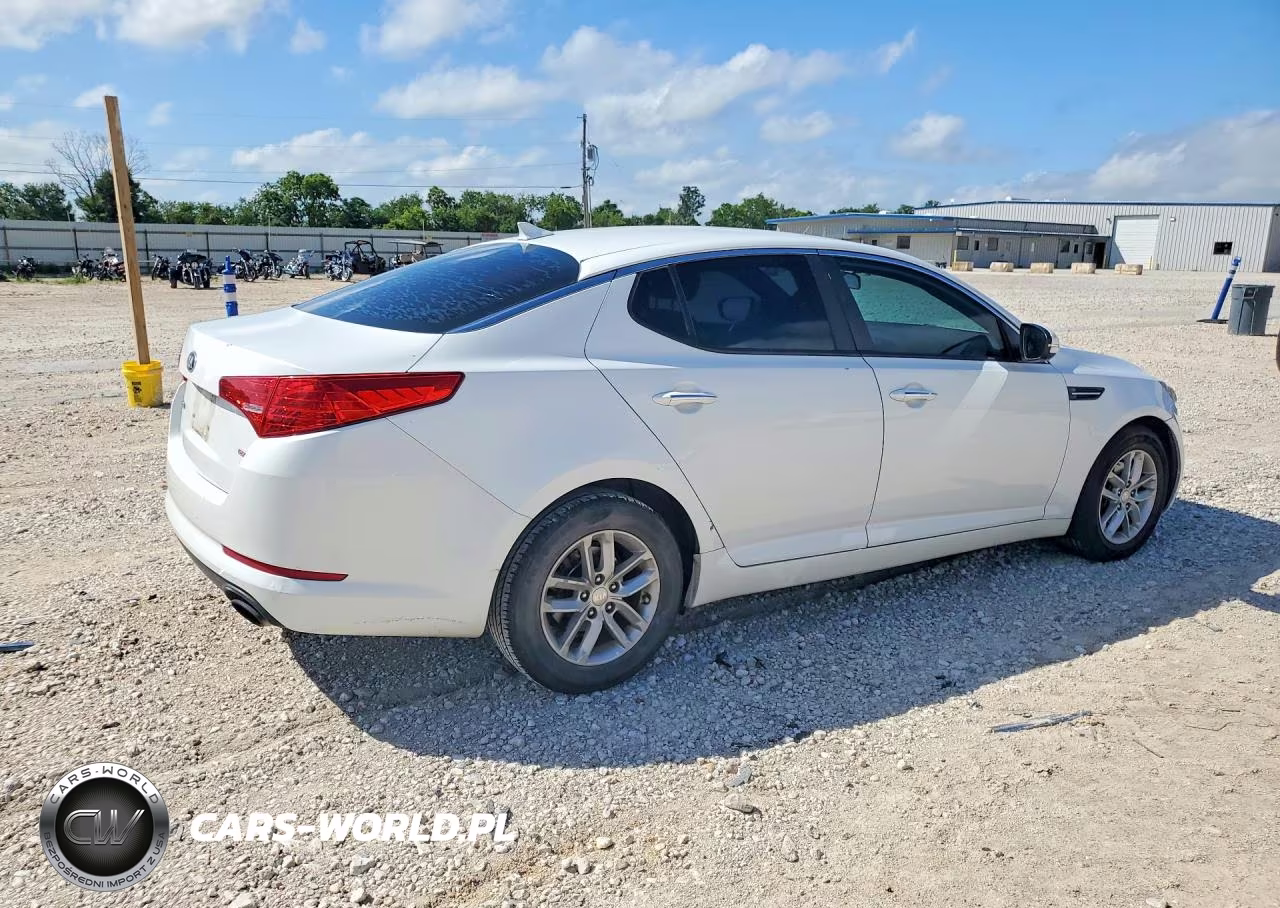 2013 Kia Optima Lx VIN:5XXGM4A73DG249029 - 3