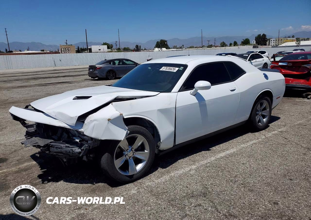2015 Dodge Challenger Sxt – zdjęcie 1 z 12