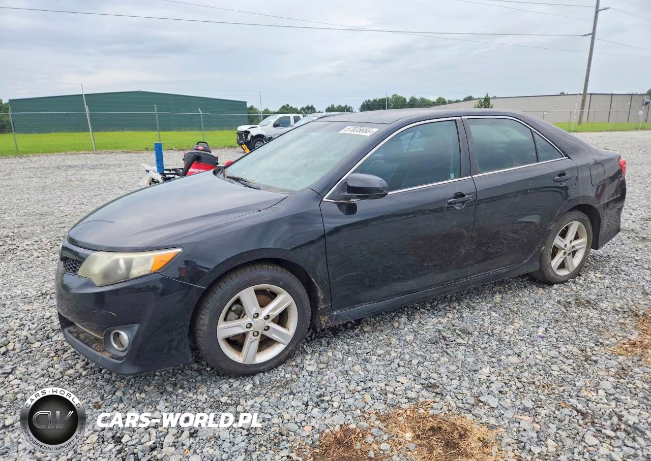 2012 Toyota Camry Se – zdjęcie 1 z 12