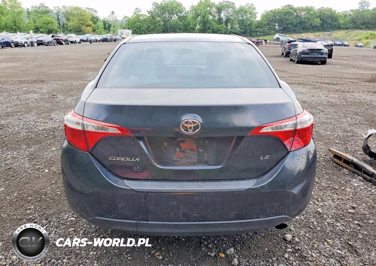 2015 Toyota Corolla Le VIN:2T1BURHE2FC272811 - 6