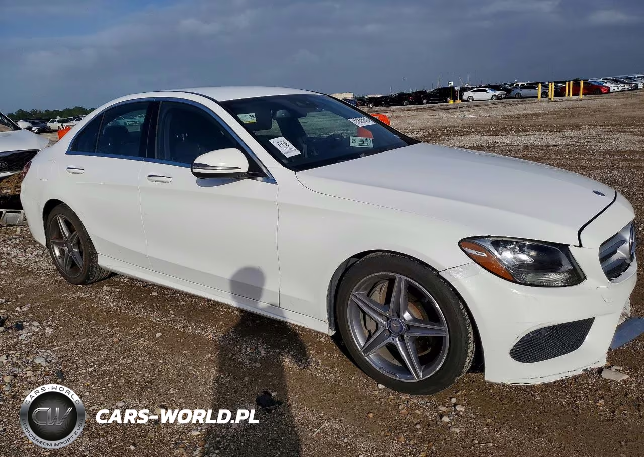 2017 Mercedes-Benz C 300 VIN:55SWF4JB5HU194150 - 4