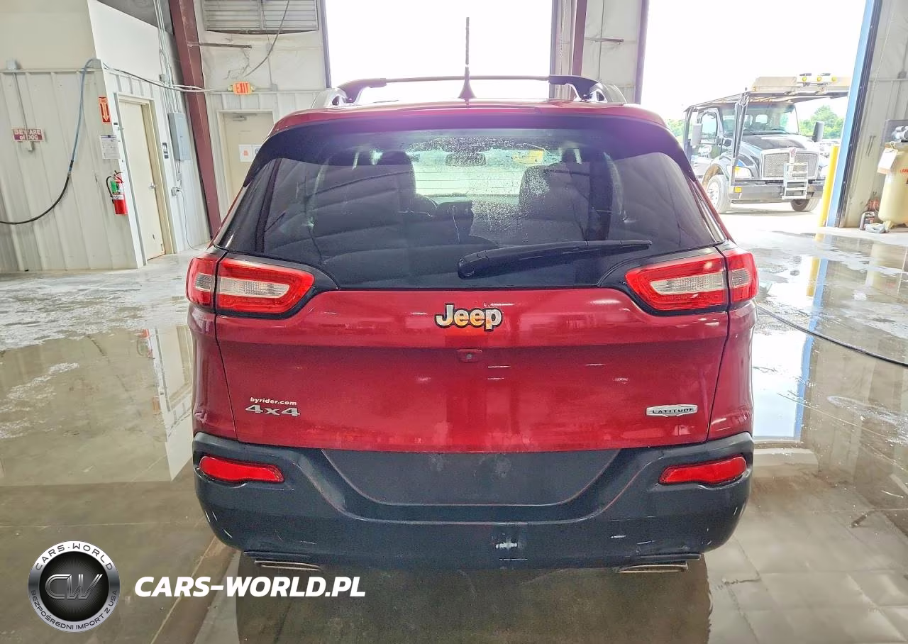 2016 Jeep Cherokee Latitude VIN:1C4PJMCS9GW111279 - 6