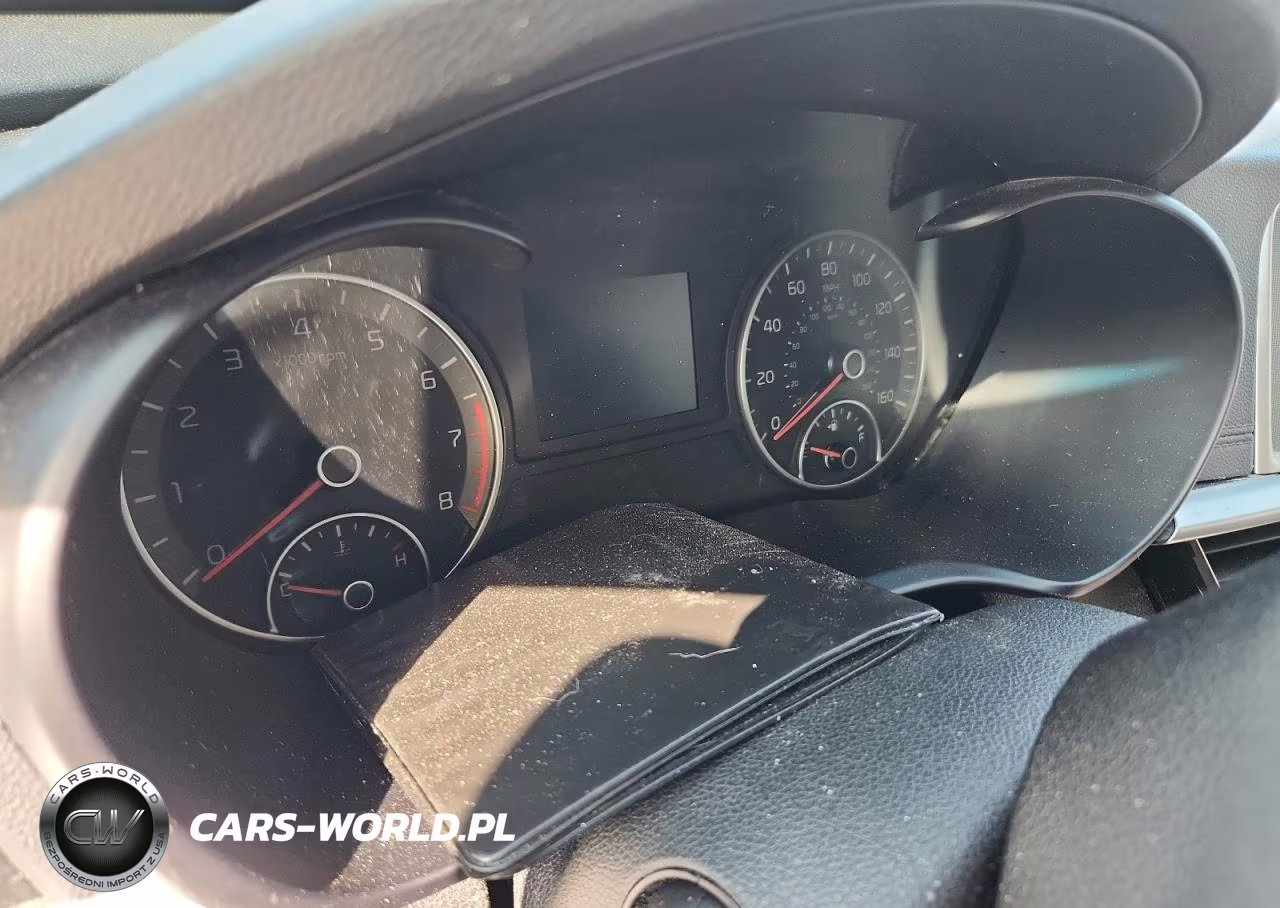 2019 Kia Optima Lx VIN:5XXGT4L36KG340175 - 9