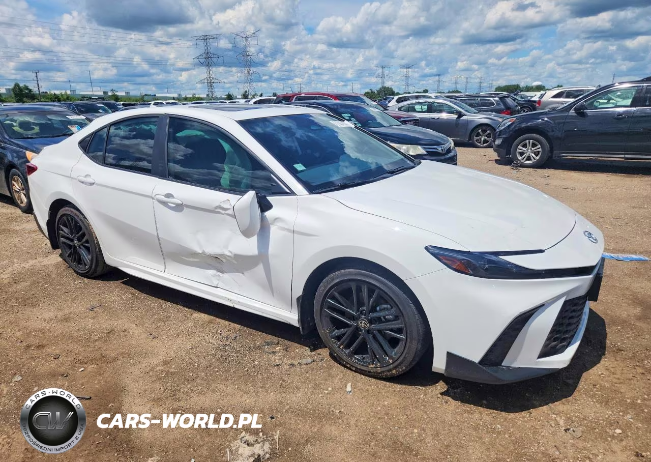 2025 Toyota Camry Se VIN:4T1DAACKXSU044872 - 4