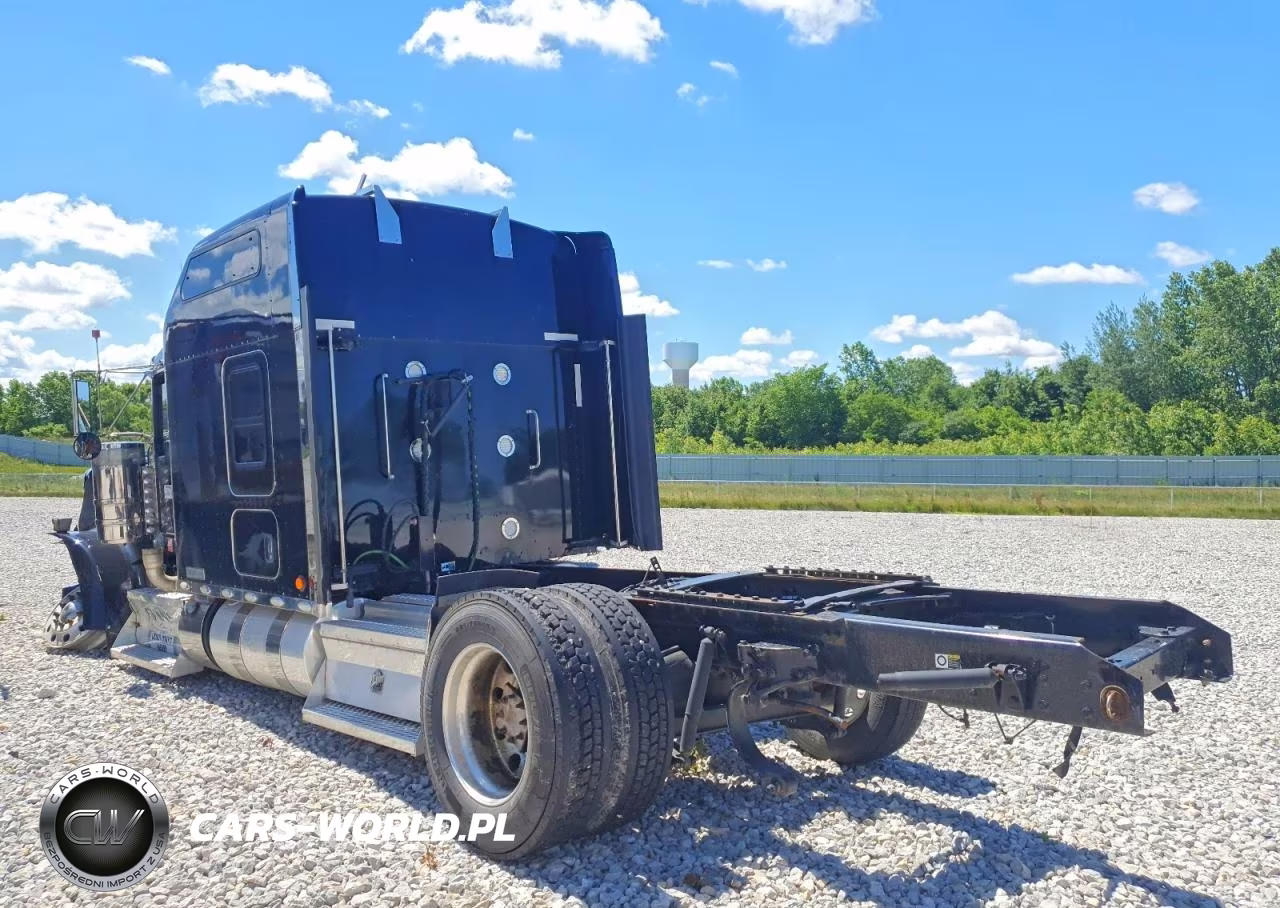 2020 Kenworth W900 VIN:1XKWD49X2LR383143 - 3