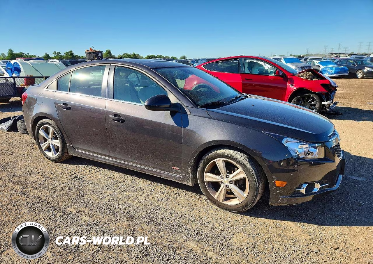 2014 Chevrolet Cruze Lt VIN:1G1PE5SB4E7214685 - 4