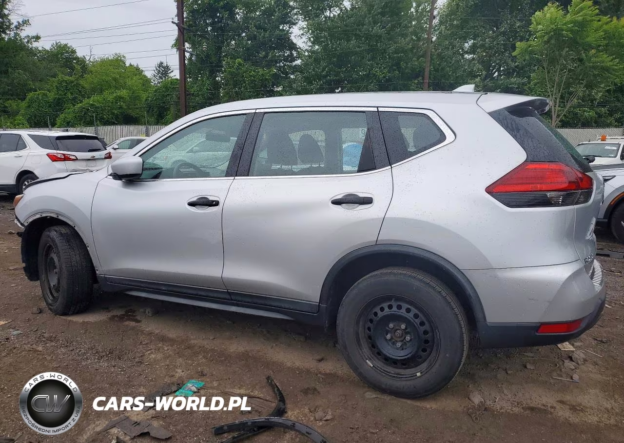 2017 Nissan Rogue S VIN:KNMAT2MV4HP562113 - 2