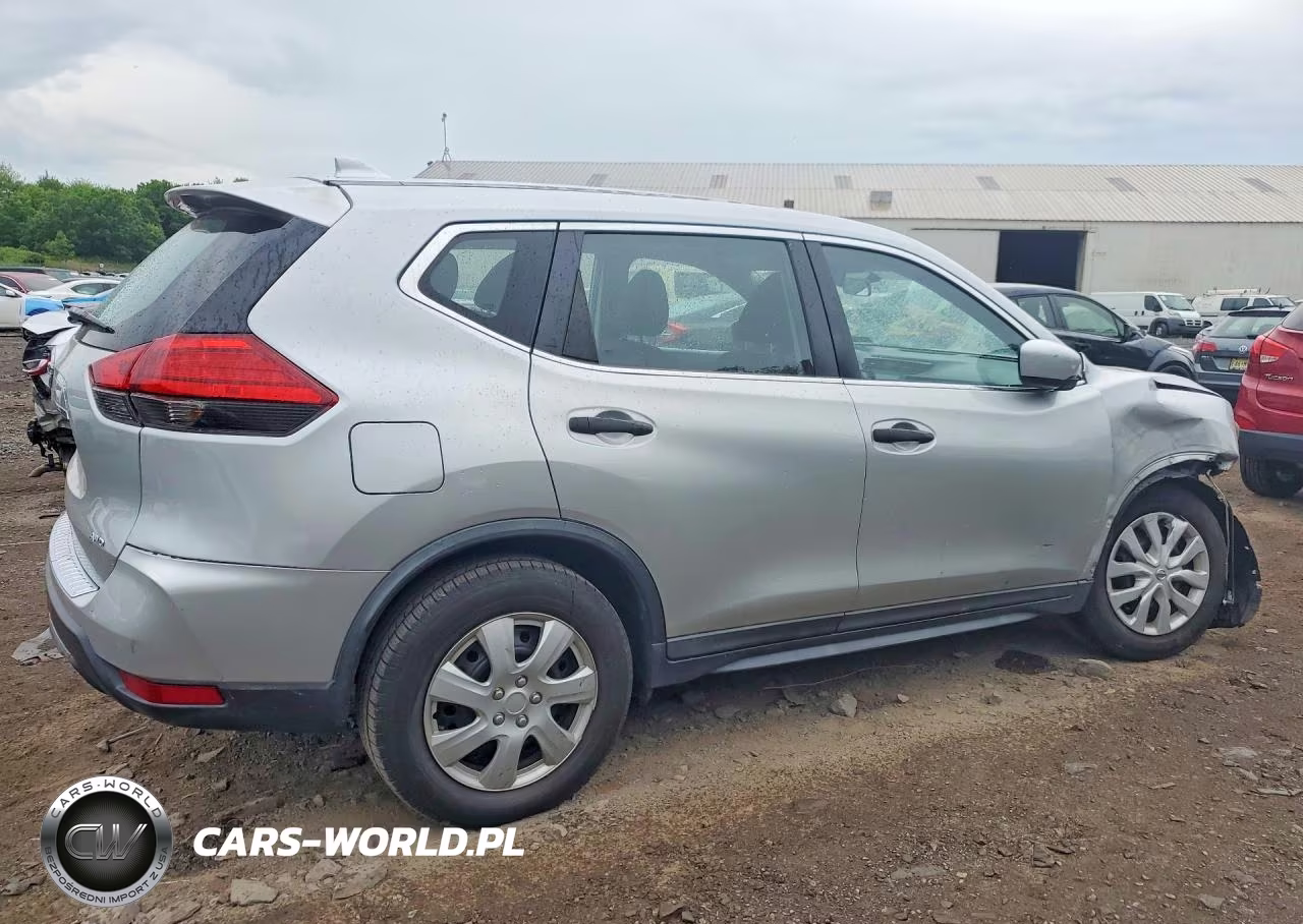 2017 Nissan Rogue S VIN:KNMAT2MV4HP562113 - 3