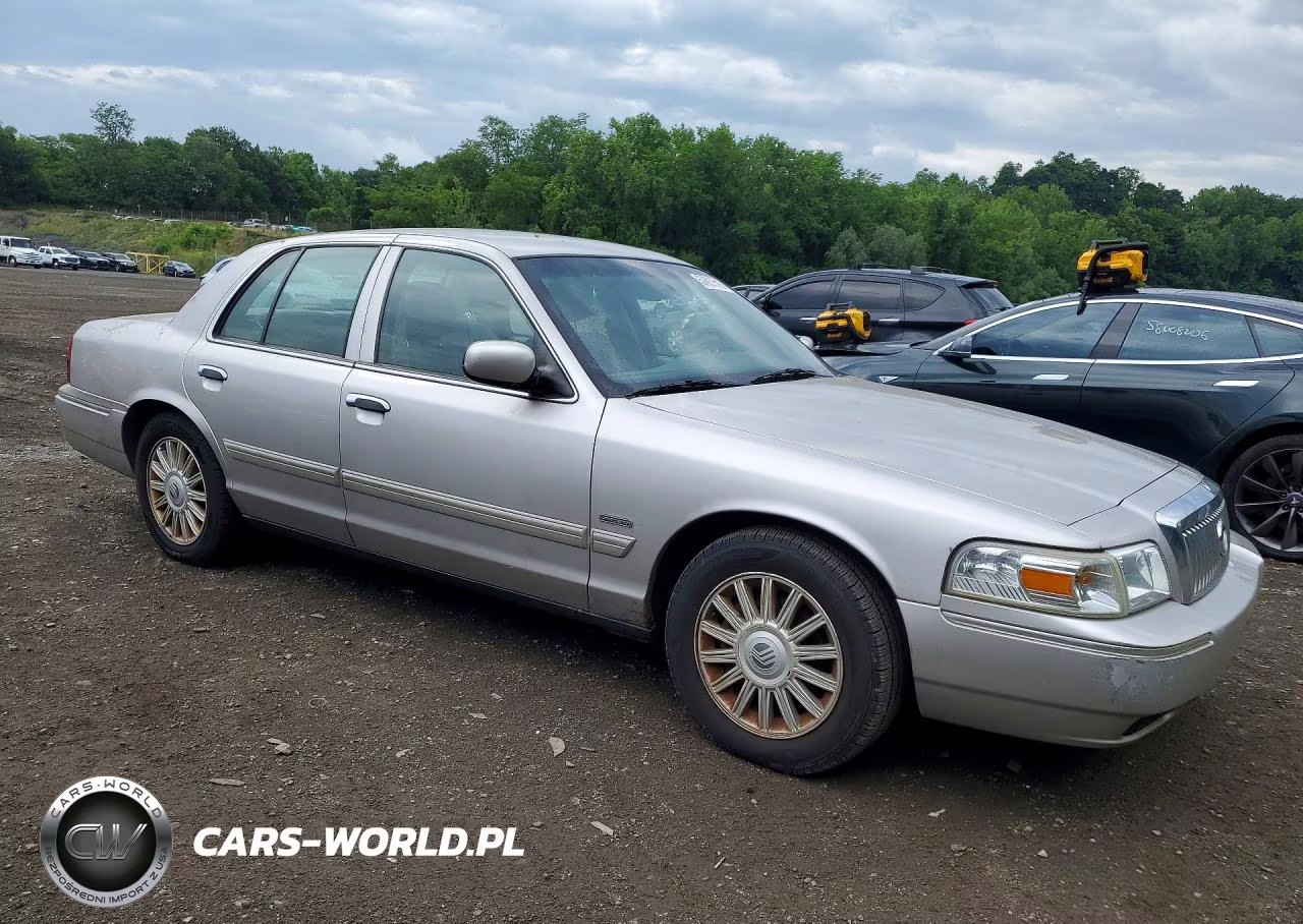2009 Mercury Grand Marquis Ls VIN:2MEHM75V89X630740 - 4