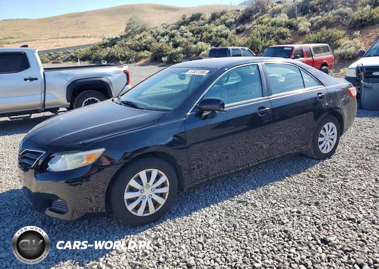 2011 Toyota Camry Base – zdjęcie 1 z 12