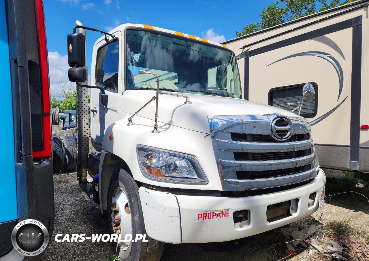 2014 Hino 338 Propane Delivery Truck