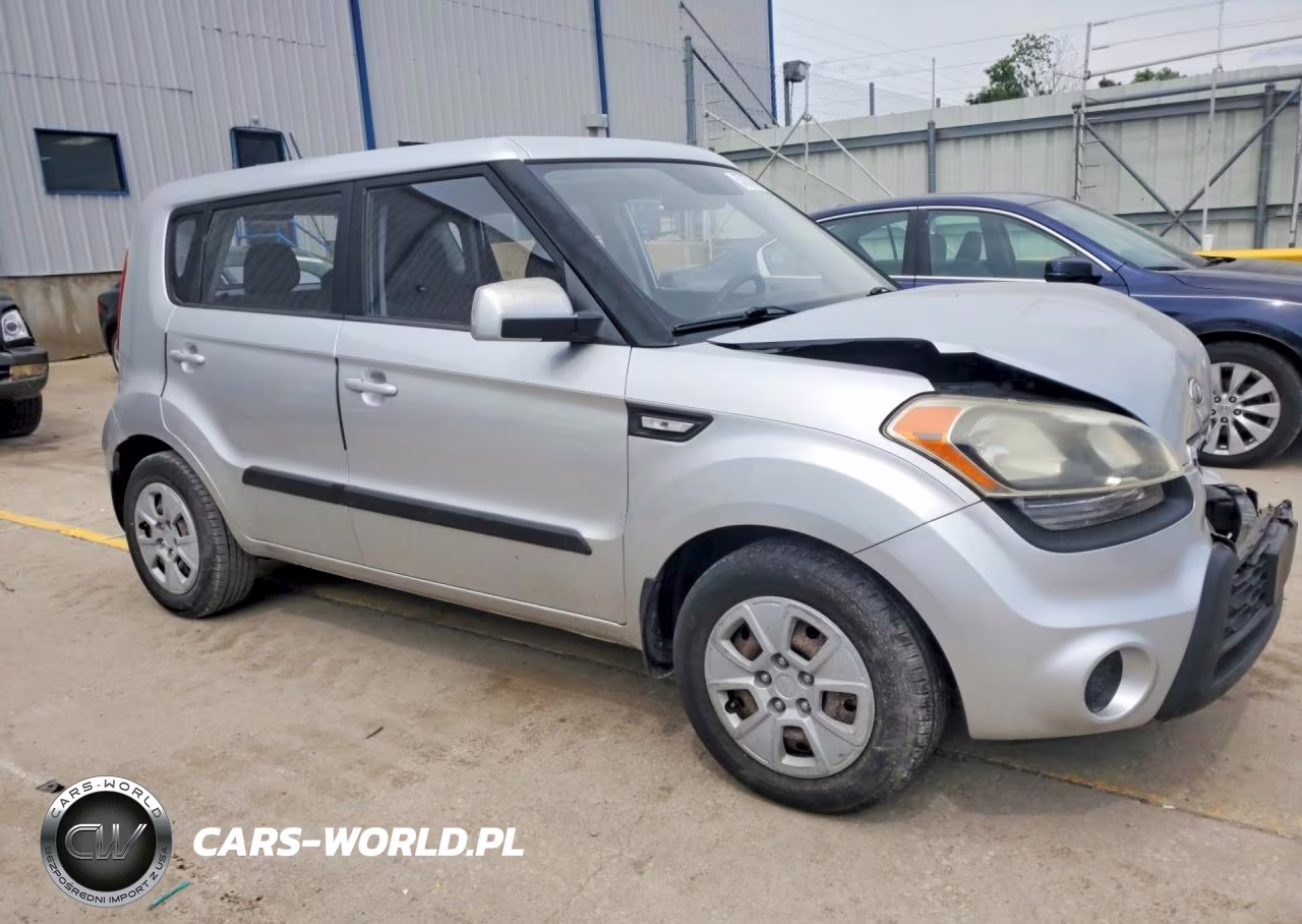 2012 Kia Soul Base VIN:KNDJT2A55C7469694 - 4