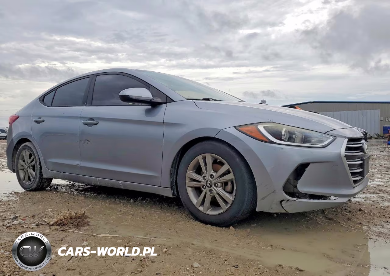 2017 Hyundai Elantra Se VIN:5NPD84LF1HH049997 - 4
