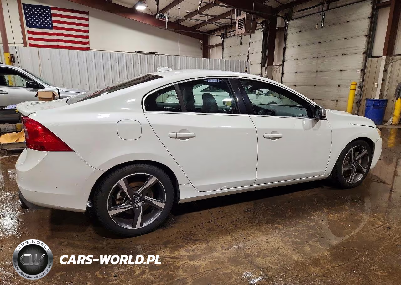2014 Volvo S60 T6 VIN:YV1902FH0E1294110 - 3