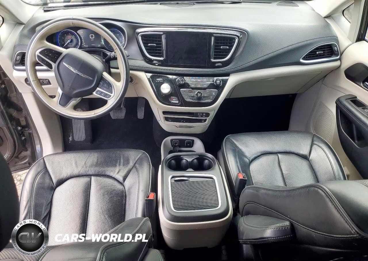 2019 Chrysler Pacifica Limited VIN:2C4RC1GG3KR597810 - 8