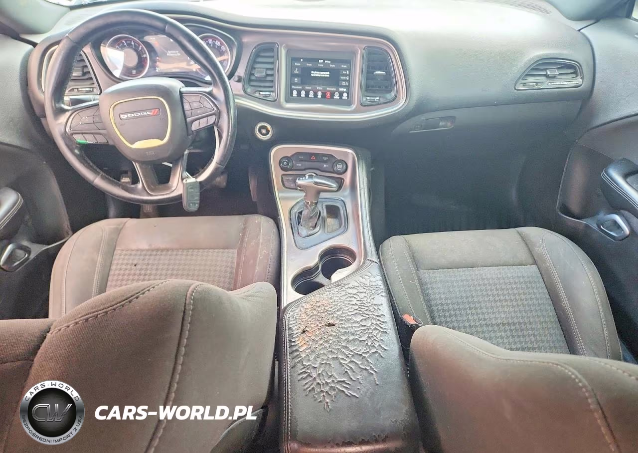 2019 Dodge Challenger Sxt VIN:2C3CDZAG0KH675058 - 8