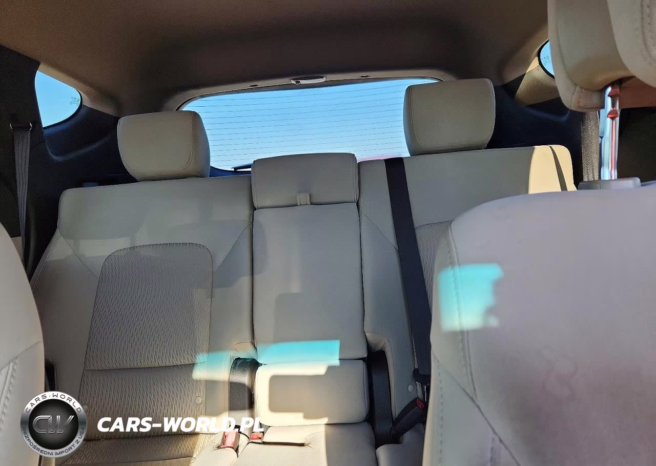 2013 Hyundai Santa Fe Sport 2.4L VIN:5XYZT3LBXDG035383 - 10