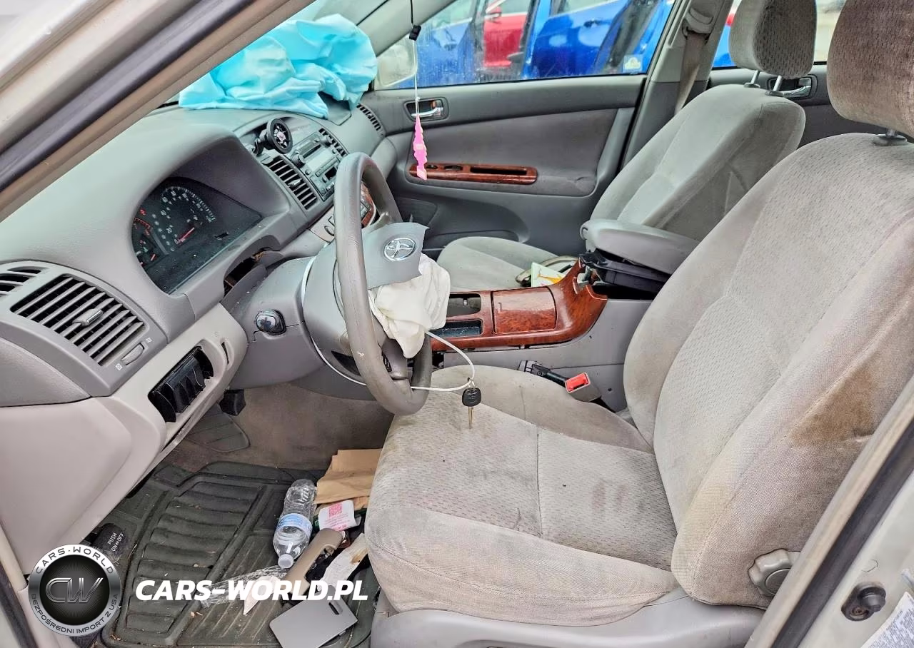 2003 Toyota Camry Xle VIN:4T1BE32K13U259356 - 7