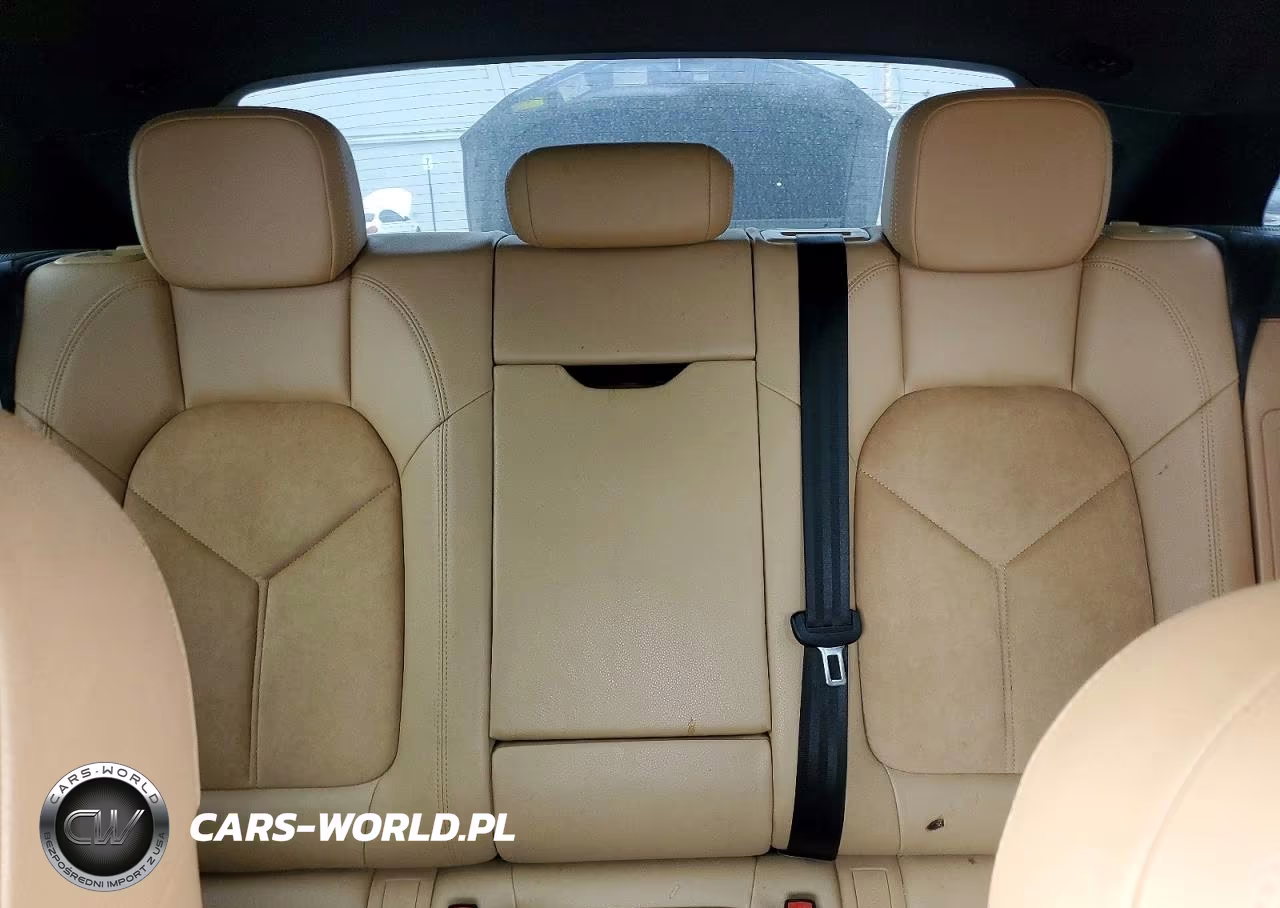 2018 Porsche Macan VIN:WP1AA2A54JLB05243 - 10