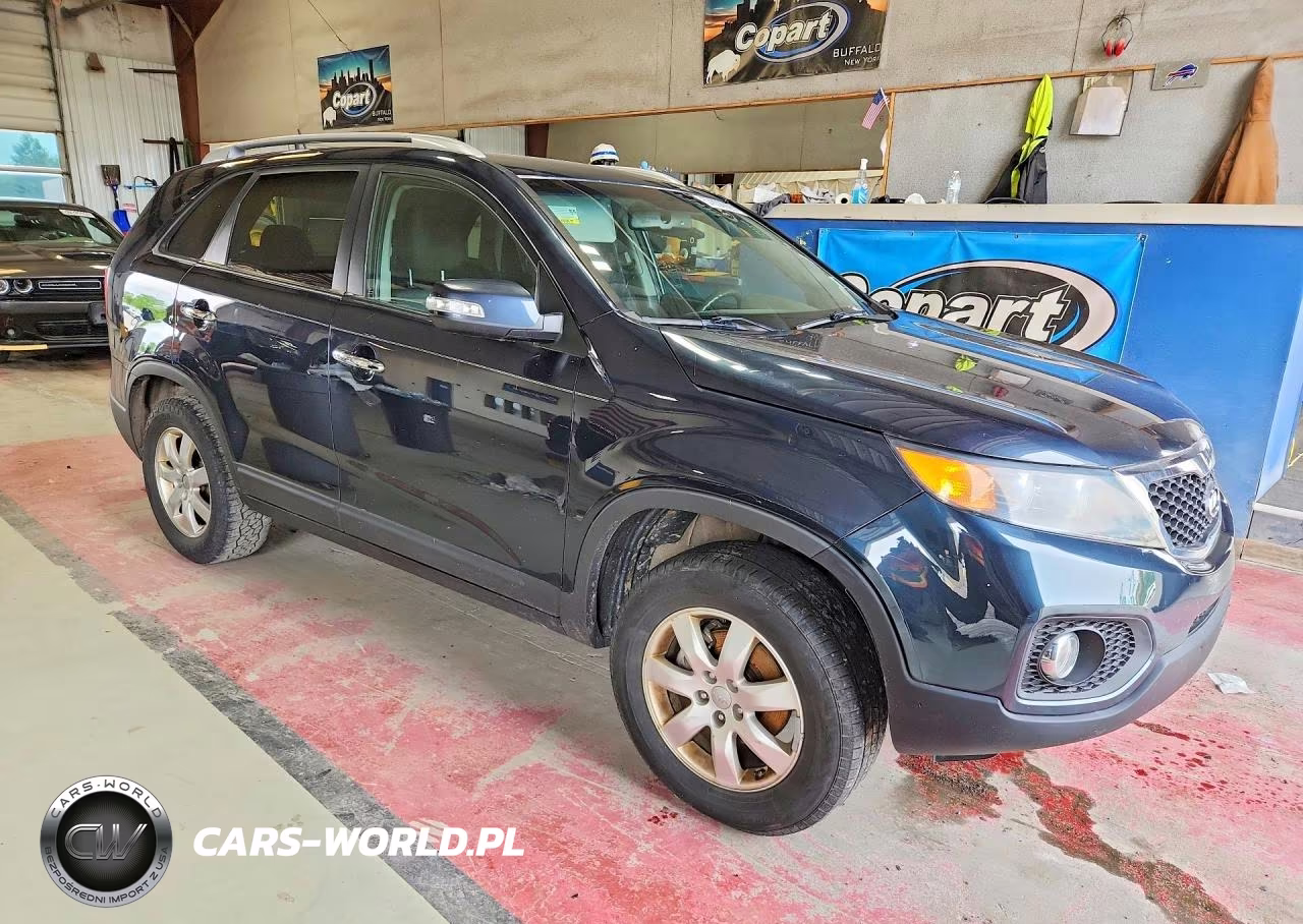 2013 Kia Sorento Lx VIN:5XYKT3A69DG359707 - 4