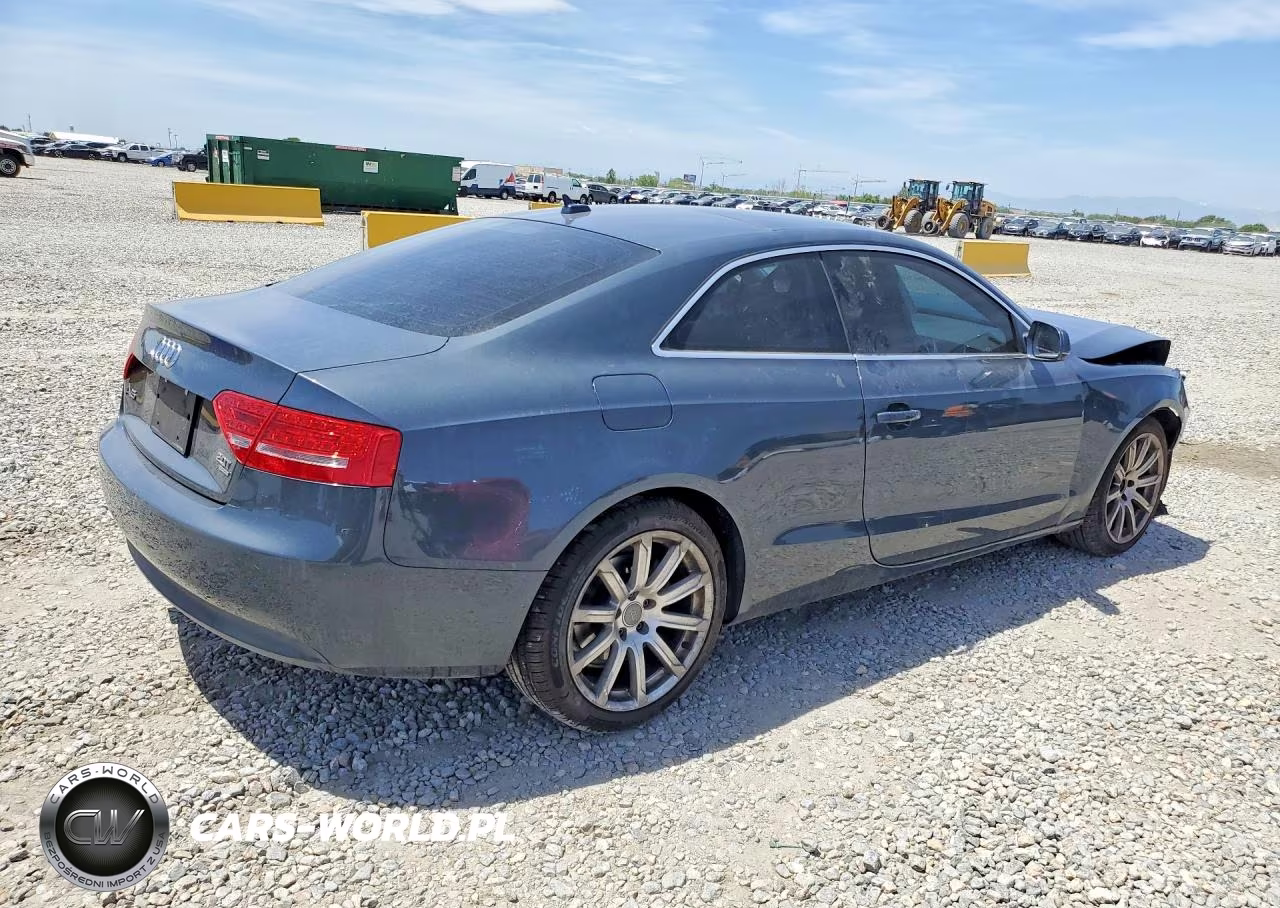 2011 Audi A5 Premium Plus VIN:WAULFAFR0BA071877 - 3