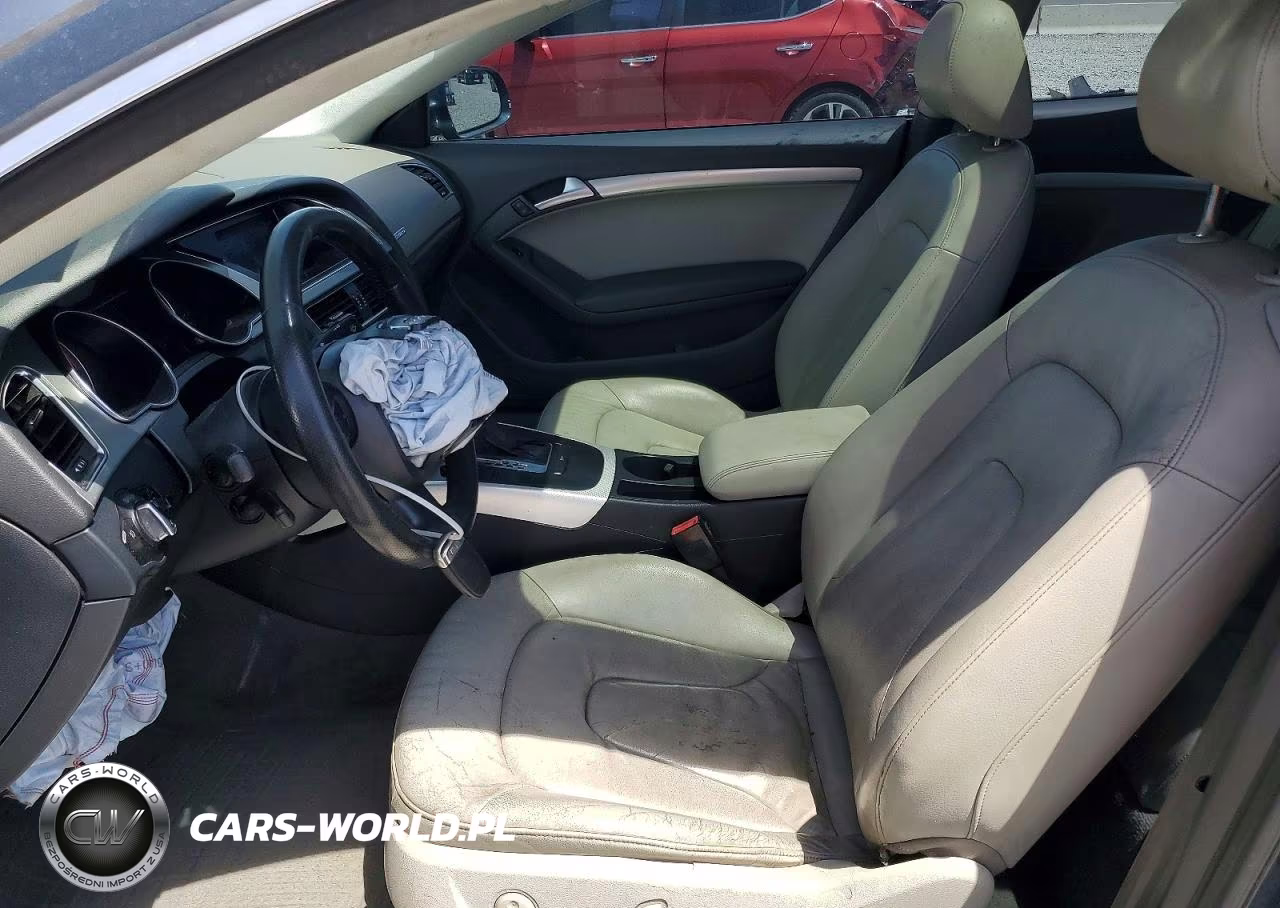 2011 Audi A5 Premium Plus VIN:WAULFAFR0BA071877 - 7