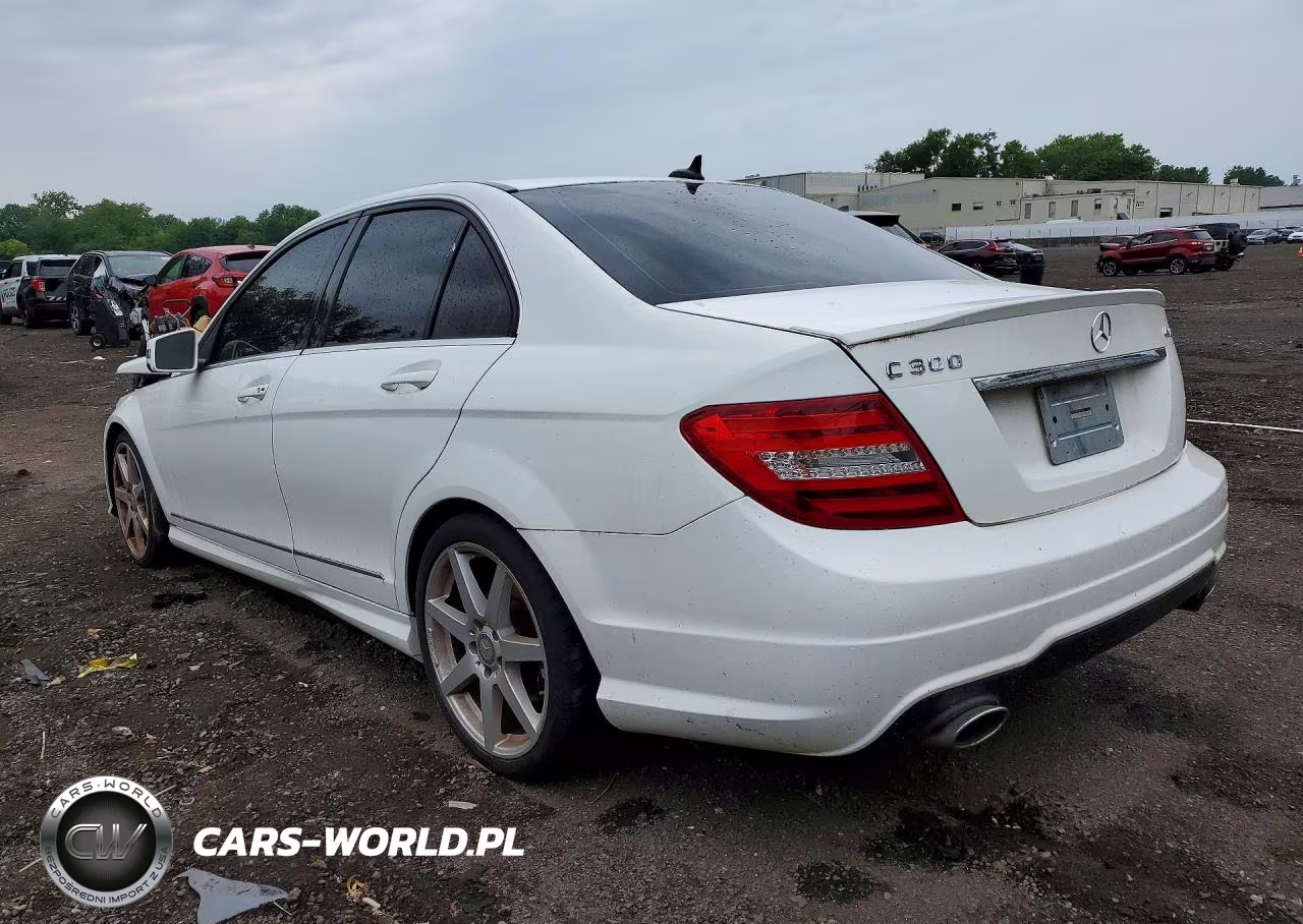 2014 Mercedes-Benz C 300 4Matic VIN:WDDGF8AB3EA922247 - 2
