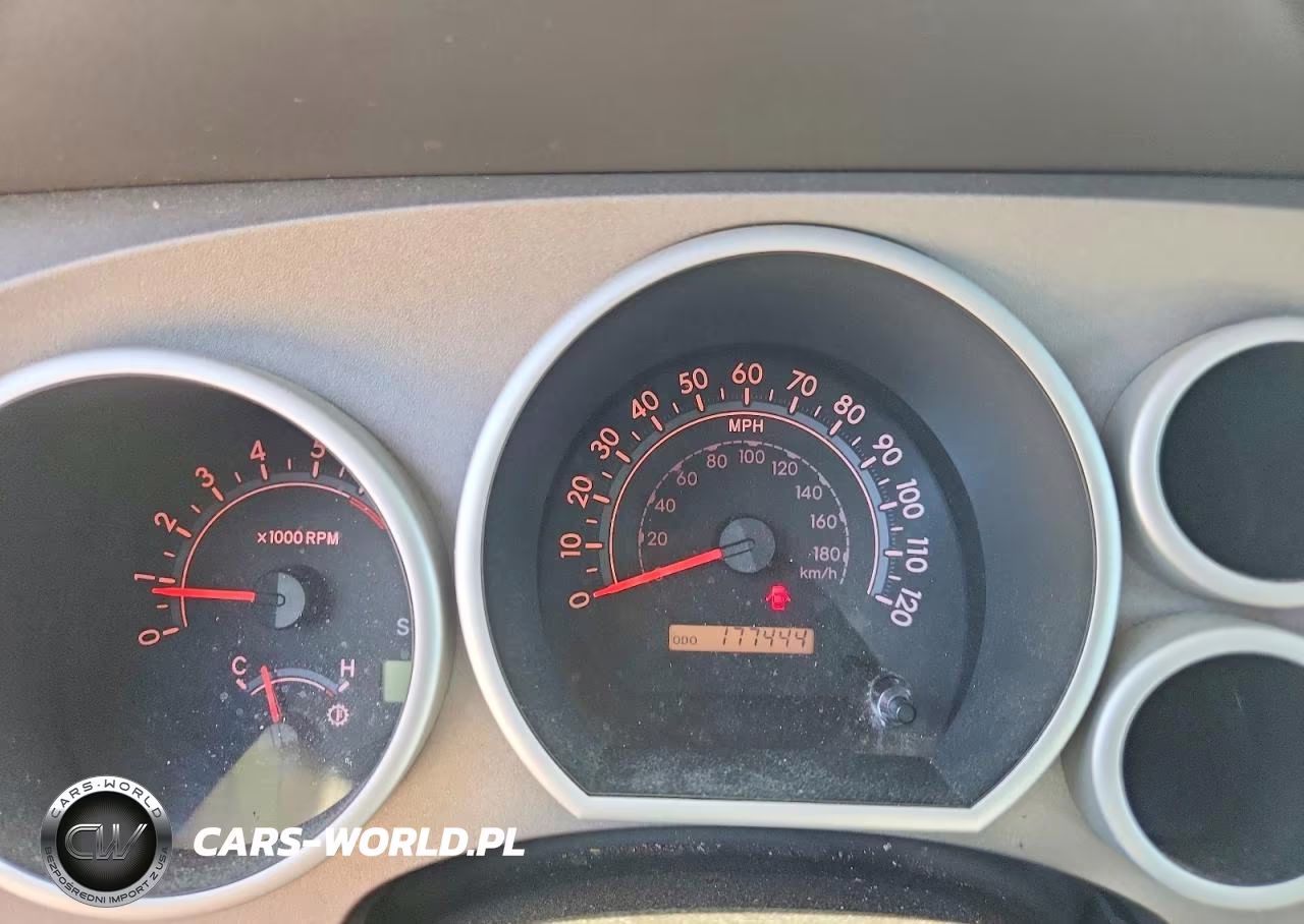 2010 Toyota Tundra VIN:5TFRY5F12AX082769 - 9