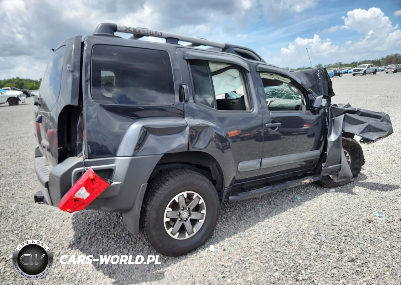 2014 Nissan Xterra Pro-4X VIN:5N1AN0NW8EN807276 - 3