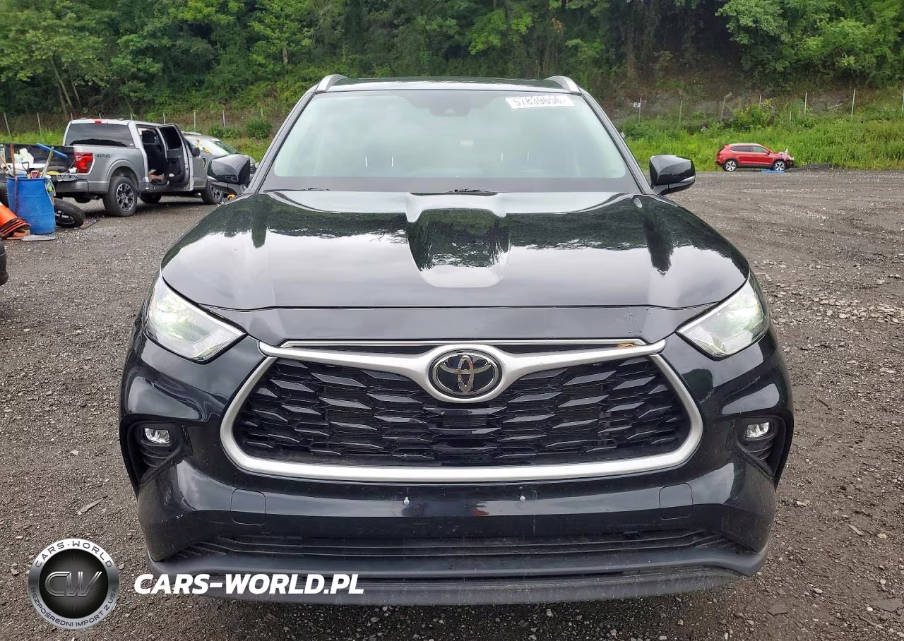2022 Toyota Highlander Xle VIN:5TDGZRBH6NS583660 - 5