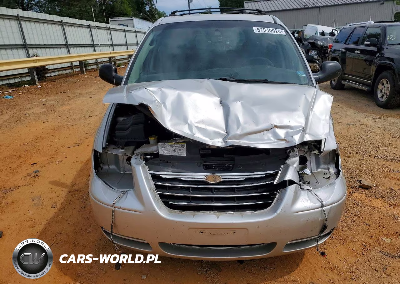 2007 Chrysler Town & Country Touring VIN:2A4GP54L87R205751 - 5
