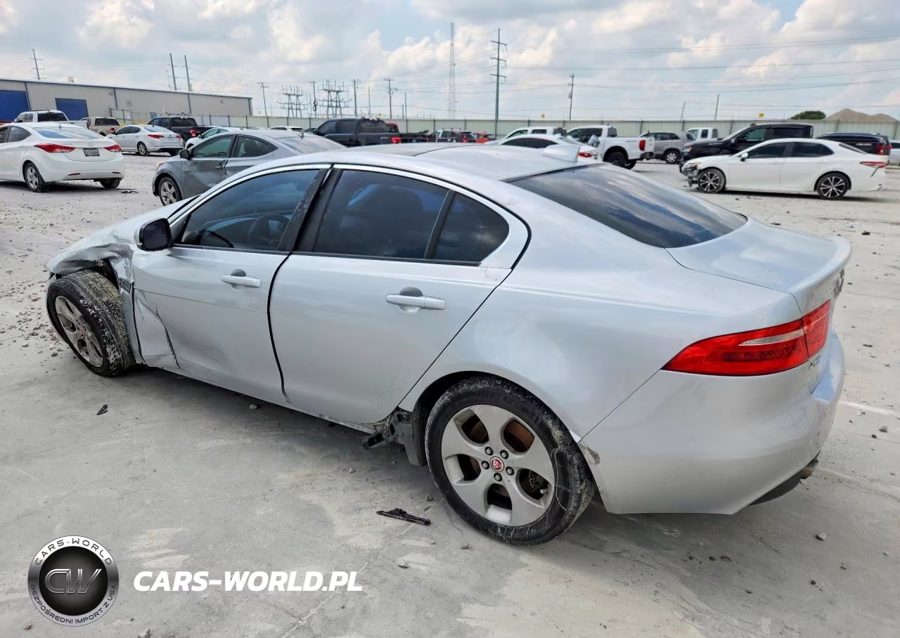 2017 Jaguar Xe VIN:SAJAR4BG9HA965555 - 2