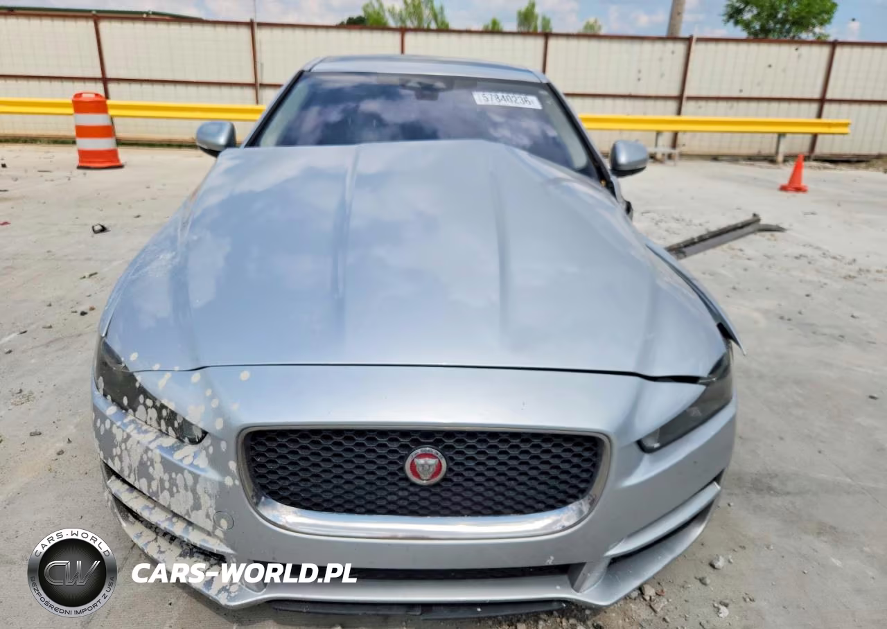 2017 Jaguar Xe VIN:SAJAR4BG9HA965555 - 5