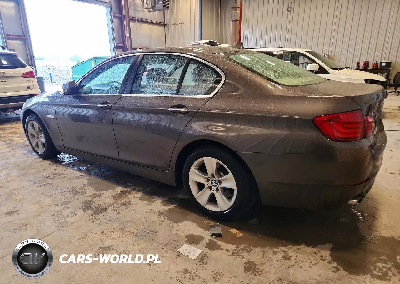 2013 BMW 528 Xi VIN:WBAXH5C58DD112892 - 2