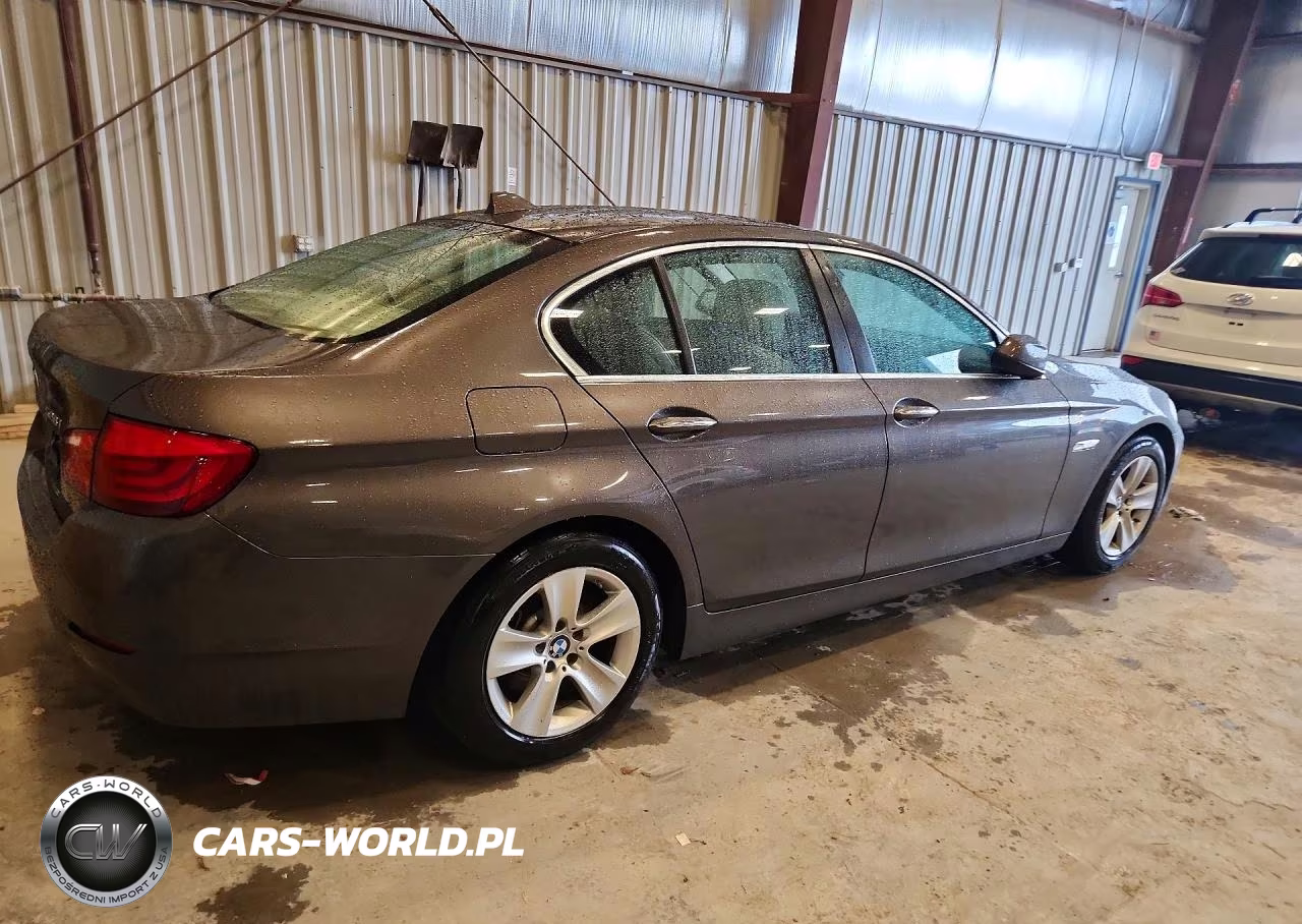 2013 BMW 528 Xi VIN:WBAXH5C58DD112892 - 3