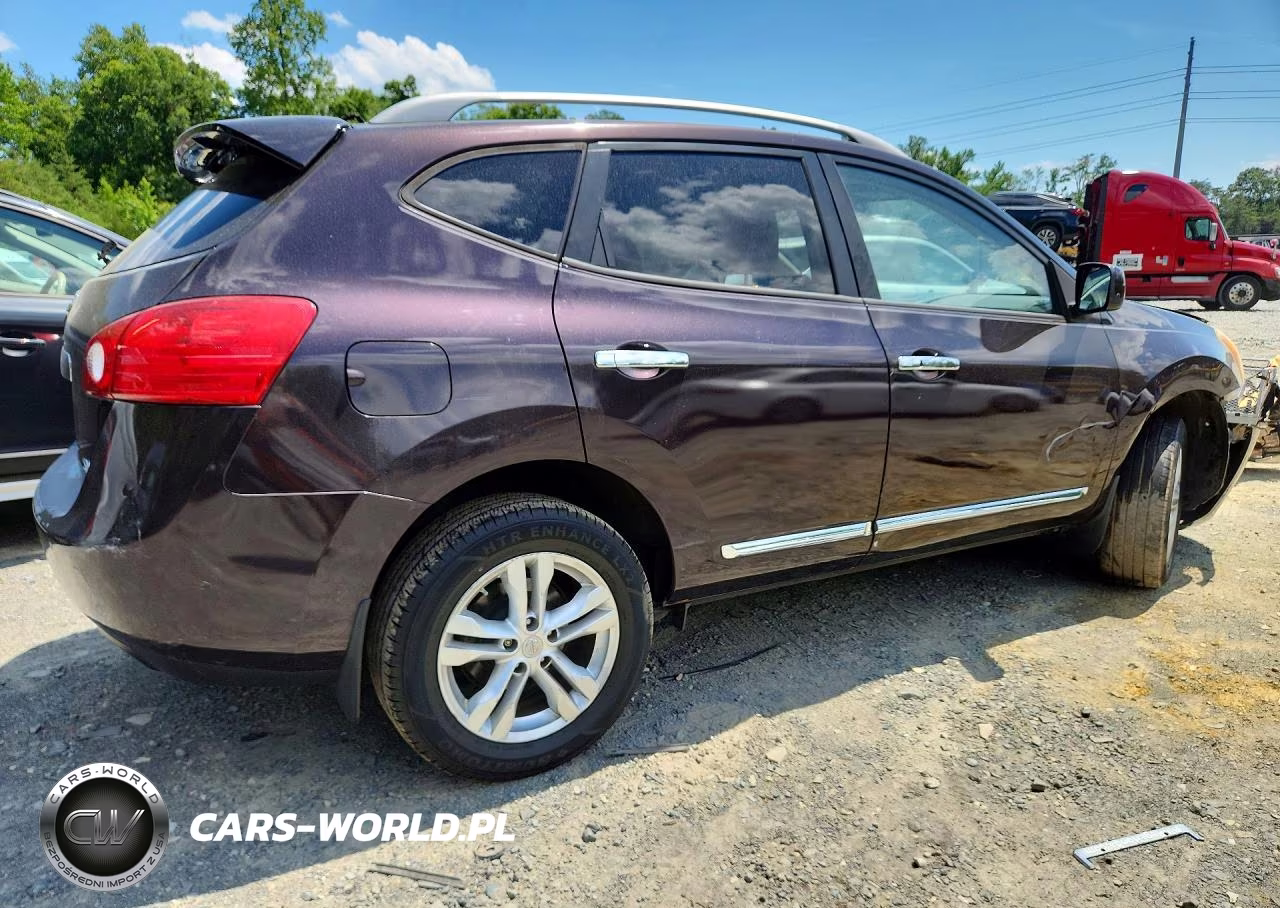 2013 Nissan Rogue S VIN:JN8AS5MV5DW635790 - 3