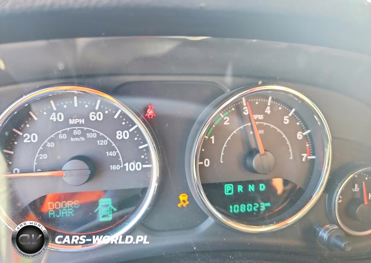 2016 Jeep Wrangler Unlimited Sport VIN:1C4BJWDG1GL167203 - 9