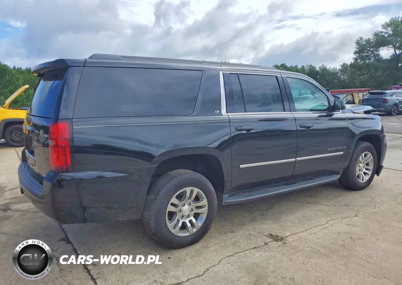 2018 Chevrolet Suburban C1500 Lt VIN:1GNSCHKC3JR170458 - 3